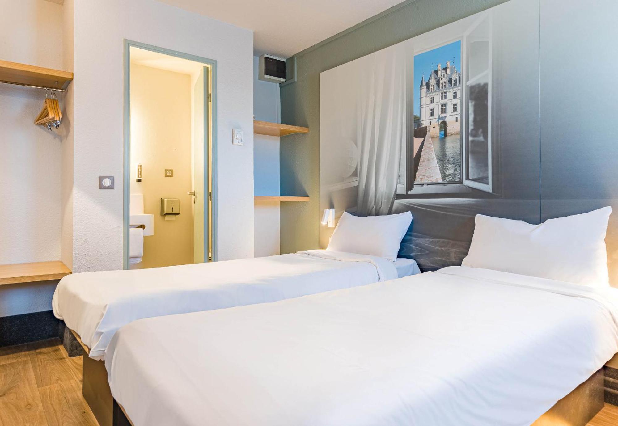 B&B Hotel Tours Sud Жу-ле-Тур Экстерьер фото